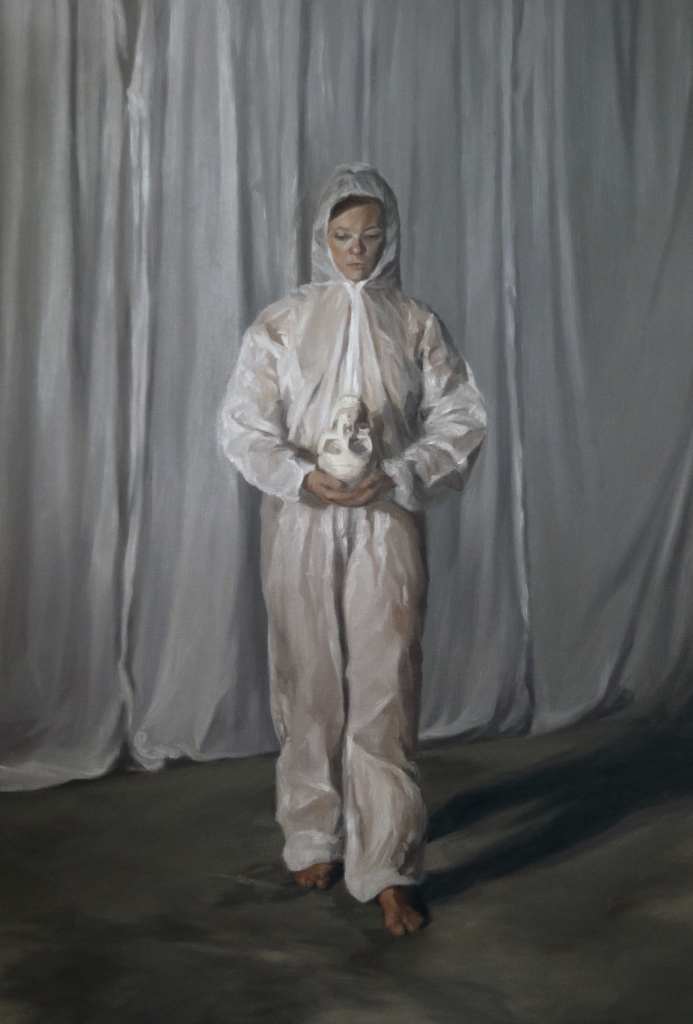 Eve Malherbe, Jeune-femme-en-blouse-de-peinturereprenant-la-pose-de-Saint-Franois-d-Assise-mditant--89x130cm--2018